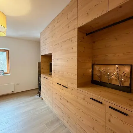 Modern Nest Semogo
