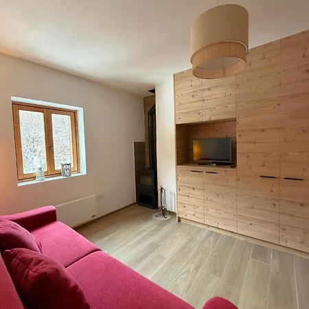 Modern Nest Lejlighed